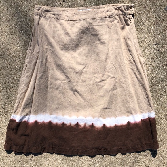 Old Navy Just Below the Waist brown skirt size 8 - Picture 3 of 5